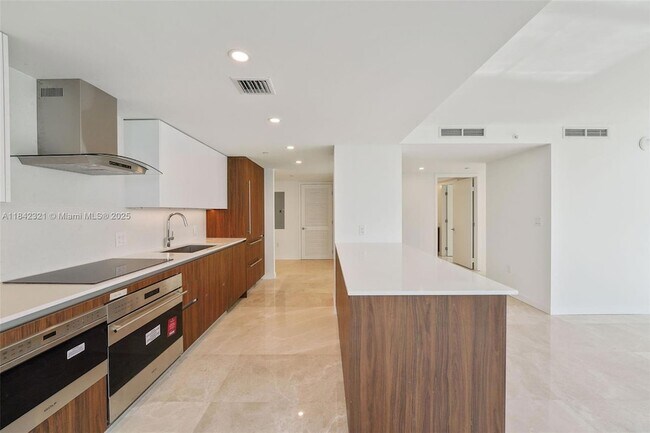 Foto del edificio - 1500 Bay Rd