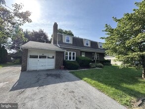 Building Photo - 26 Dorchester Dr
