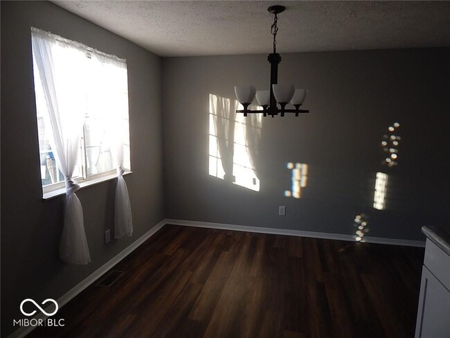 Building Photo - 5835 Pemberly Dr