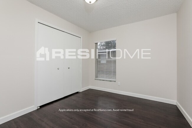 Building Photo - HOME FOR RENT!!