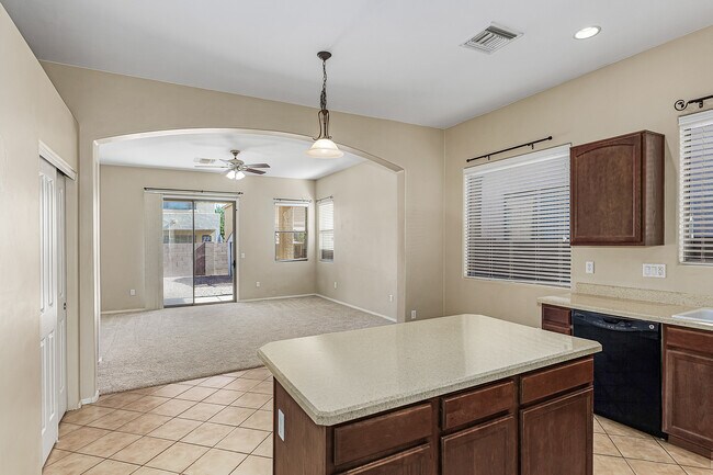 Building Photo - 12533 E Red Canyon Pl