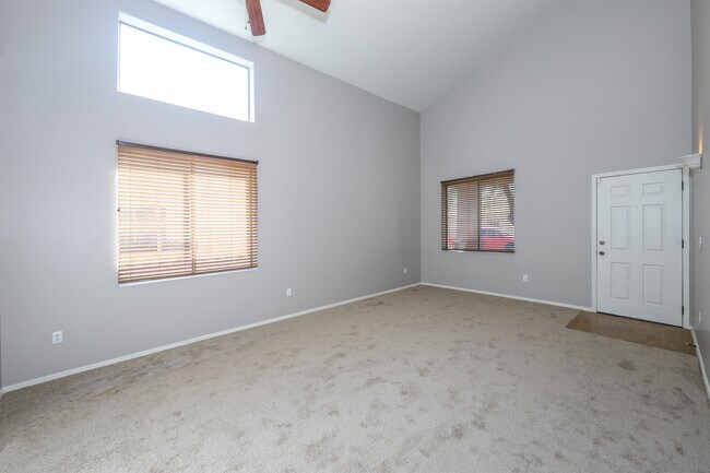 Foto del edificio - 12665 E Nona Ln