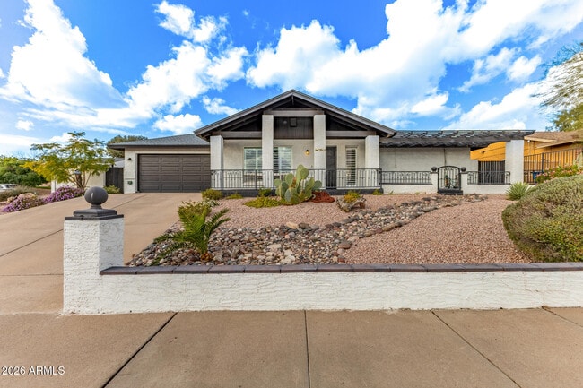 Foto del edificio - 15014 N 20th St