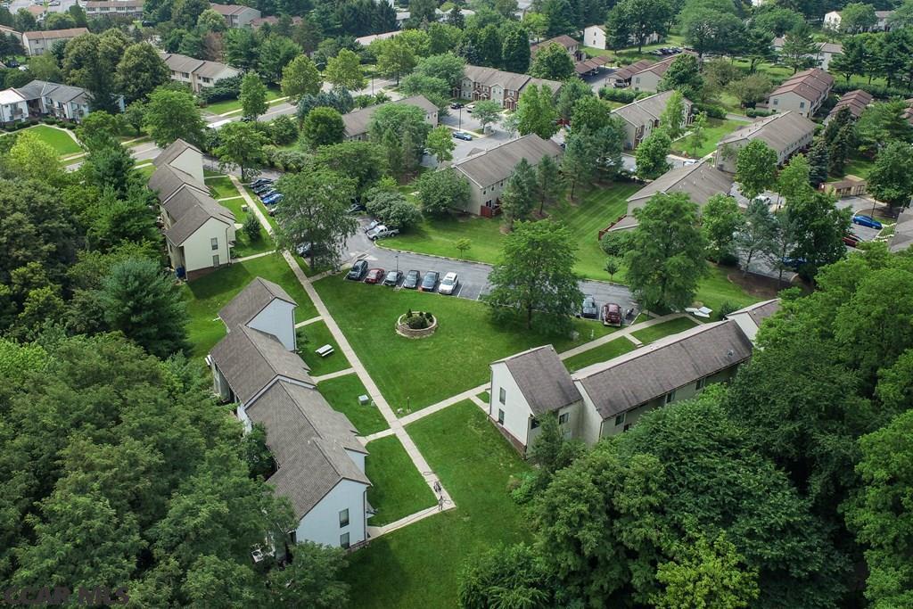 Primary Photo - Imperial Townhomes LLC