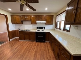 Foto del edificio - 227 Holland St