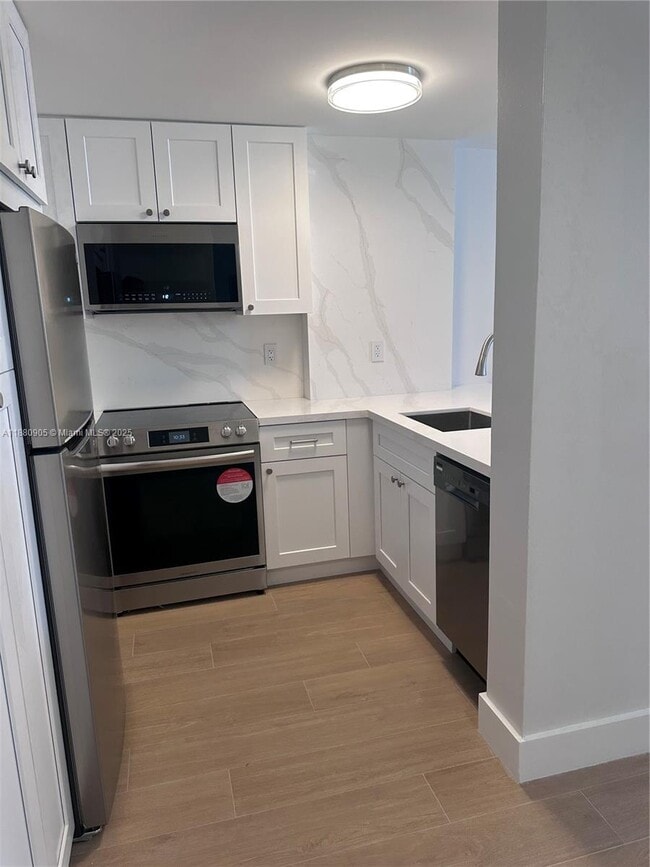 Foto del edificio - 210 SW 11th St