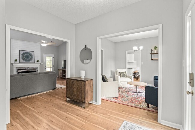 Foto del edificio - Beautifully Remodeled 4BR Ranch in Matthews