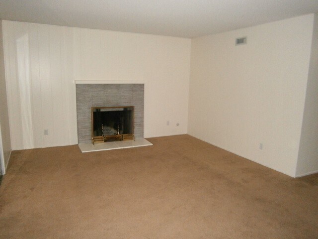 Foto del edificio - 3 Bedrooms/2 Bathrooms Single Story Home i...