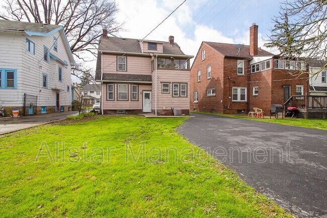 Building Photo - 3509 Silsby Rd