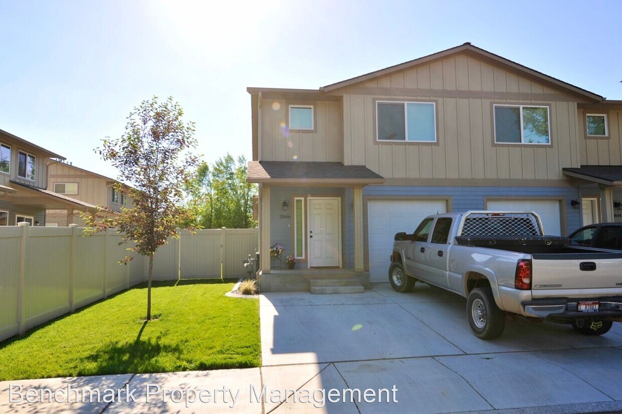 Primary Photo - 3 br, 2.5 bath House - 2846 Carriage Court