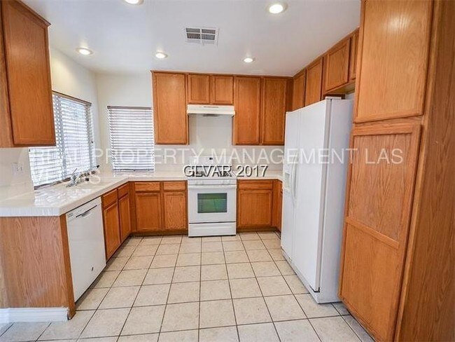 Building Photo - 812 Bow Creek Ln