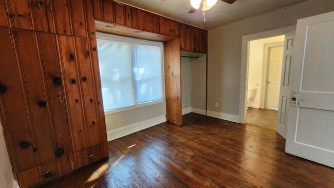 Foto del edificio - Cozy 2 Bedroom 1 Bath Bungalow!  Great Loc...