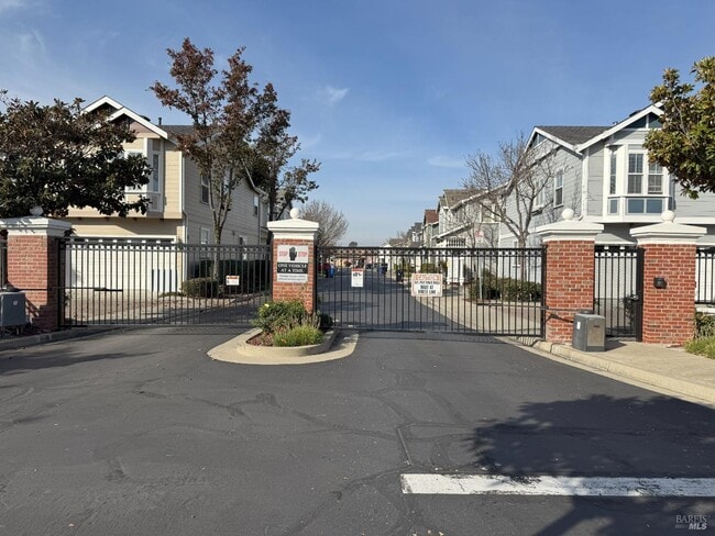 Foto del edificio - 7340 Carter Ave