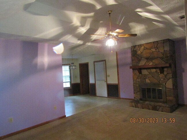Foto del edificio - 5401 Cindy Ln SE