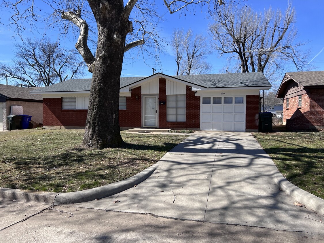 Photo - 820 Richmond Dr (Norman, OK)