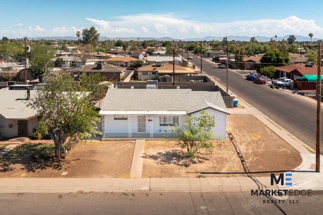Building Photo - 3 Bed/1.5Bath Home at I-17/Dunlap! Ready f...