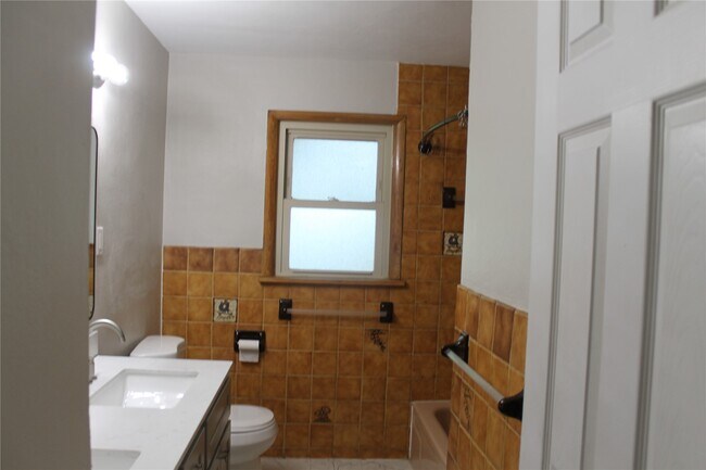 Foto del edificio - 12170 McKelvey Rd