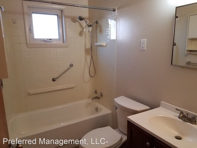 Foto del edificio - 3 br, 1 bath House - 213 Stanfield Avenue