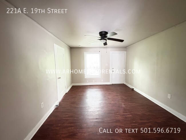 Foto del edificio - 221 E 19th St
