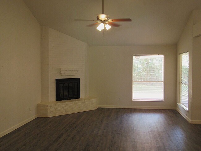 Foto del edificio - Conveniently located Atascocita Area Home