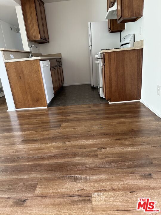 Building Photo - 710 Crenshaw Blvd