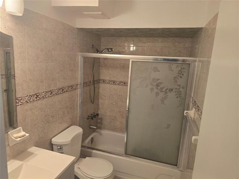Foto del edificio - 2800 Somerset Dr