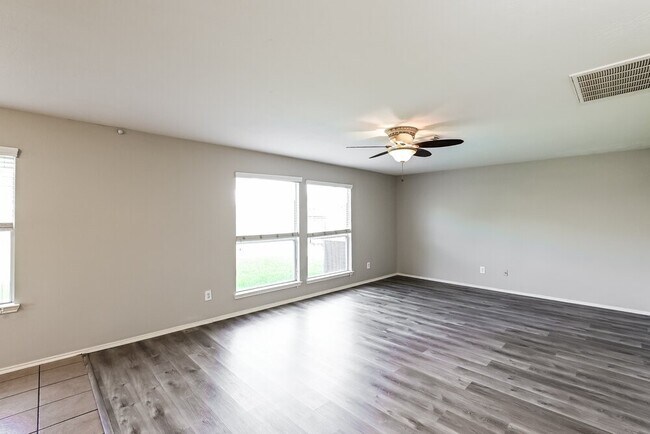 Building Photo - 24014 Blossom Crest Ln