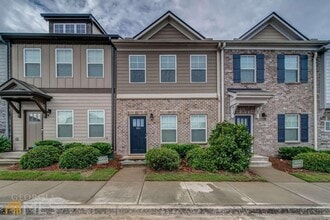 Building Photo - 882 Ambient Way SW