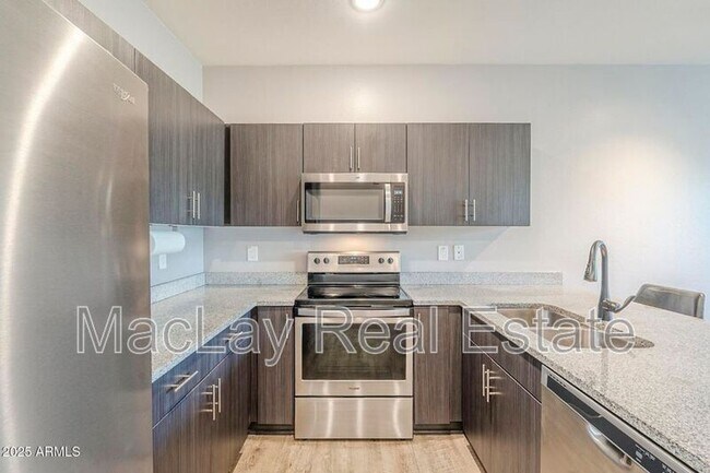 Foto del edificio - 2271 E Hidalgo Ave