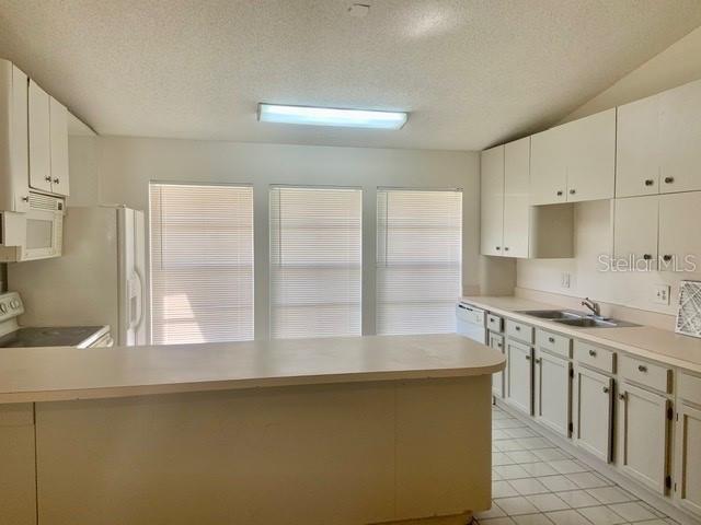 Foto del edificio - 6848 Rubens Ct