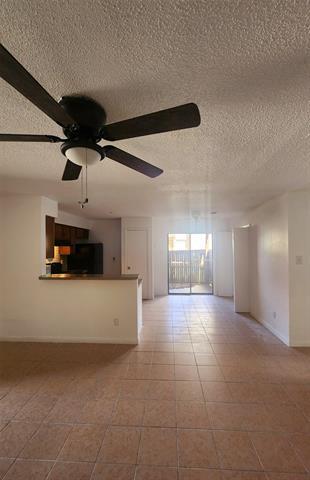 Building Photo - 506 E Denton Dr