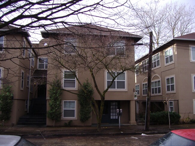 Foto del edificio - 730 NE Weidler St