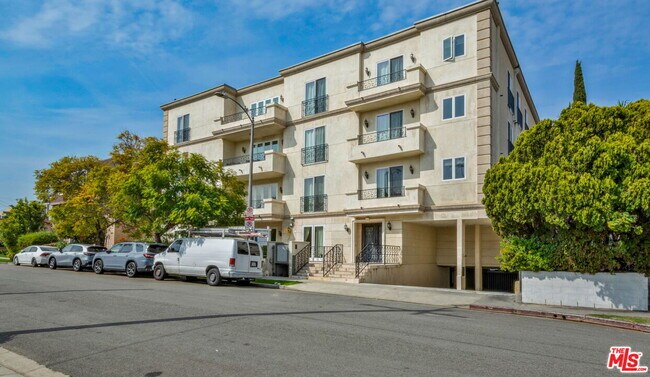 Foto del edificio - 9049 Alcott St