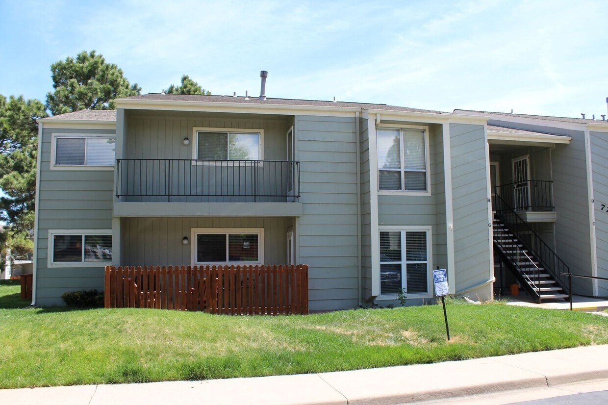 Primary Photo - 7250 S Gaylord St