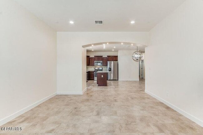 Building Photo - 15145 Imagine Dr