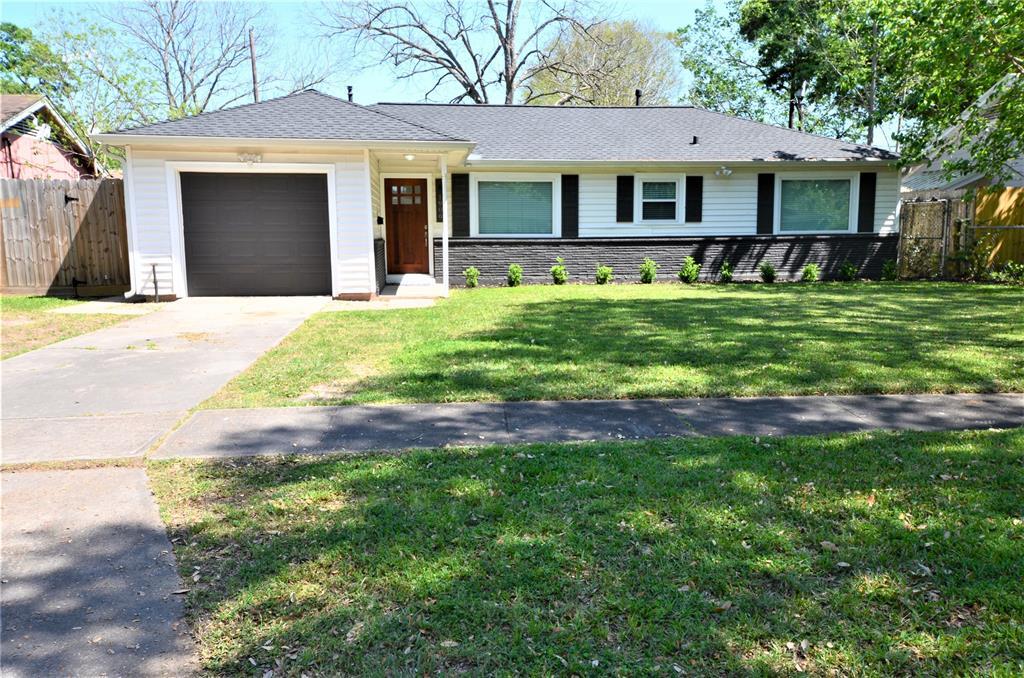 Foto principal - 1906 Coulcrest Dr