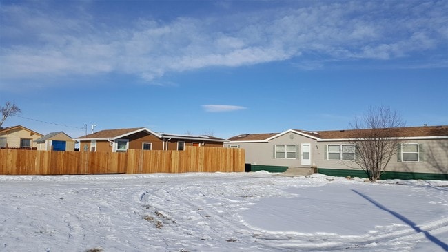 Building Photo - 13 Sunnyside Ave