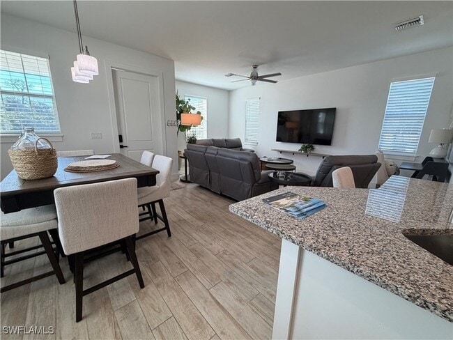 Building Photo - 1727 Danford St