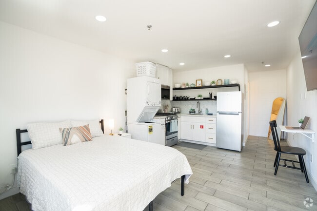 Dormitorio de 1 habitación y 1 baño - 252 pies cuadrados - McAllen Apartments