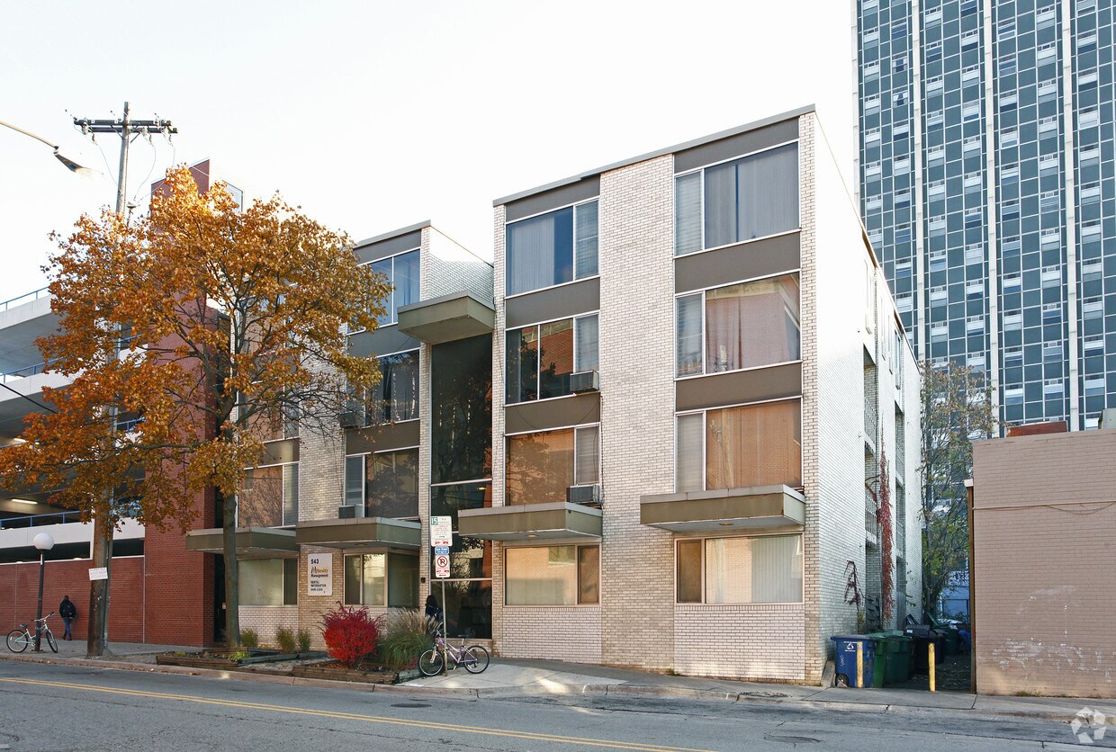 Foto principal - 543 Church St