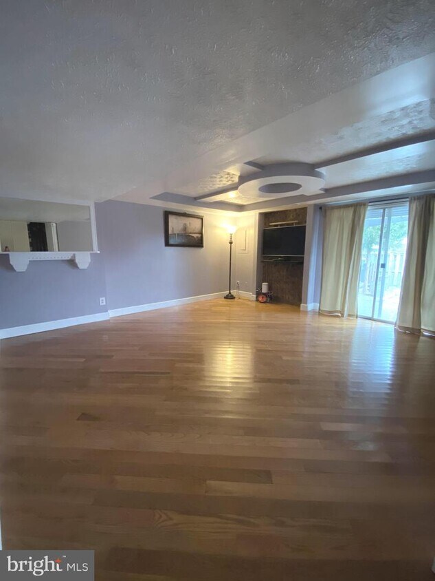 Foto principal - 10172 Wilmington St