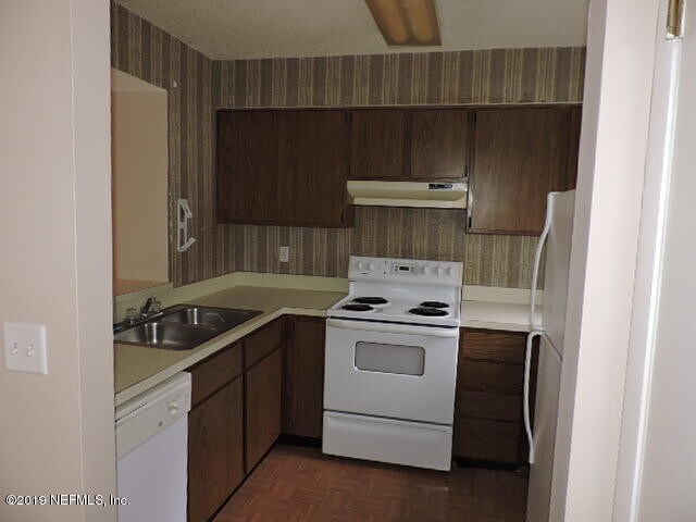Foto del edificio - 1357 Kingsley Ave