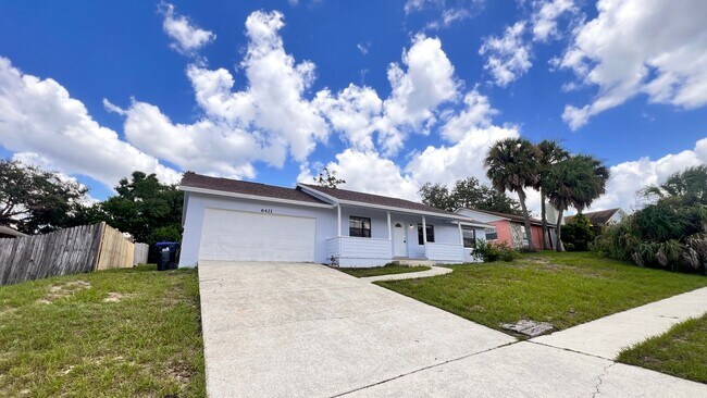 Building Photo - 6421 Undine Way