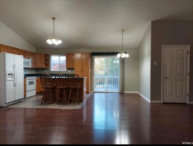 Foto del edificio - 7898 N Sparrowhawk Cir
