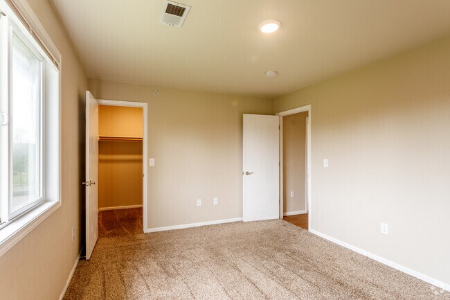 2 habitaciones, 1 baño - 2.1C - Thompson Valley Apartments