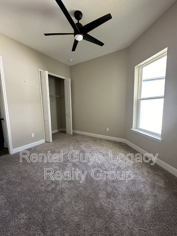 Foto del edificio - 813 Crosswater Lake Dr