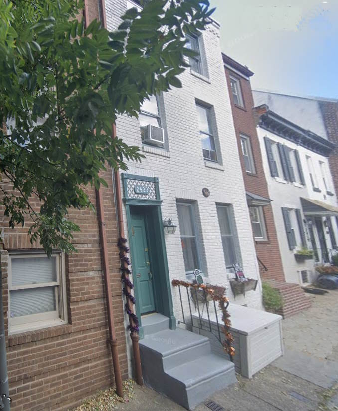 Foto principal - 2423 Manning St