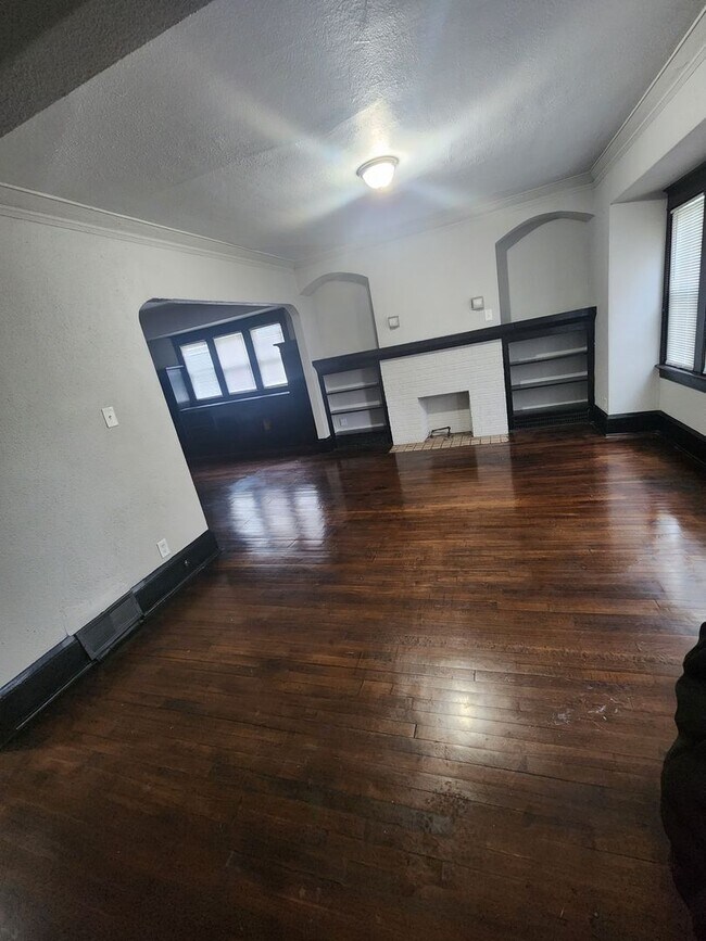 Foto del edificio - 2658-2660 N 48th St. (Duplex)