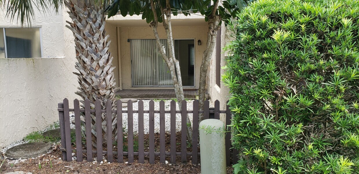 Photo - 2205 Belleair Rd (Clearwater, FL)