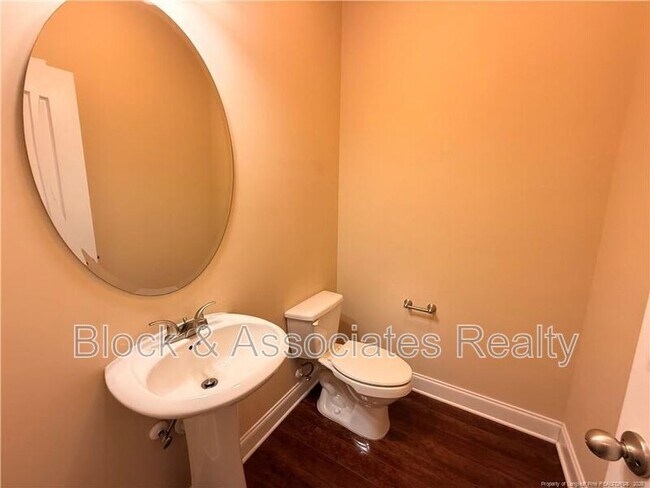Foto del edificio - 1705 Bluffside Dr